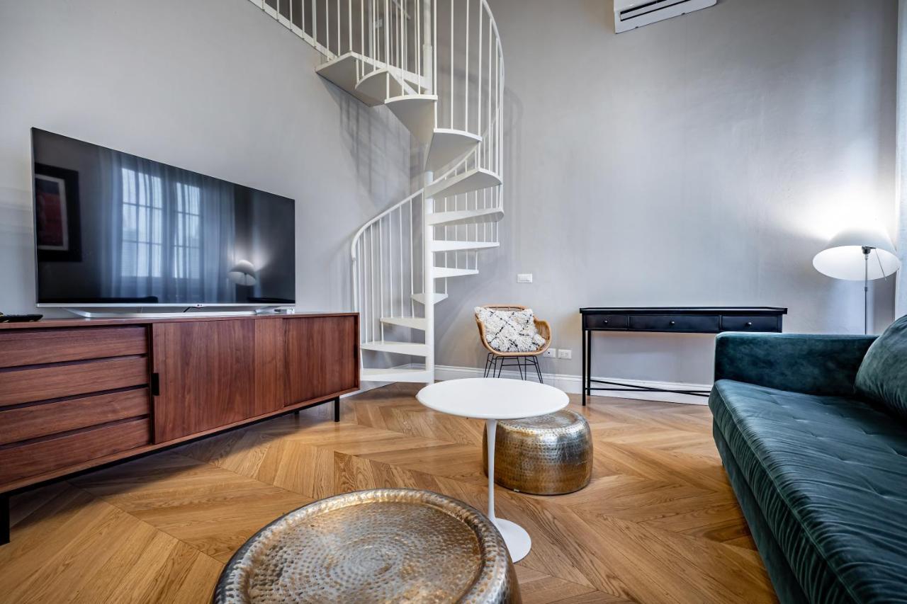 Hs4U Ricasoli Luxury Apartment Near Duomo N. 3 Florenz Exterior foto